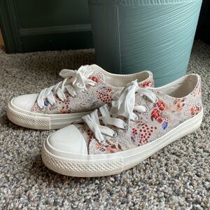 Women's Floral Low-Top Canvas Sneakers